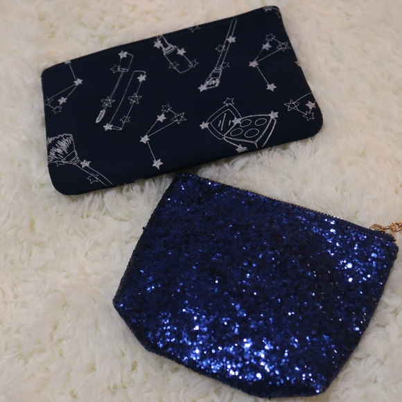 Ipsy bag and blue coin wallet  gold chain - Picture 1 of 7